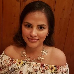 Meet your Posher, Tania